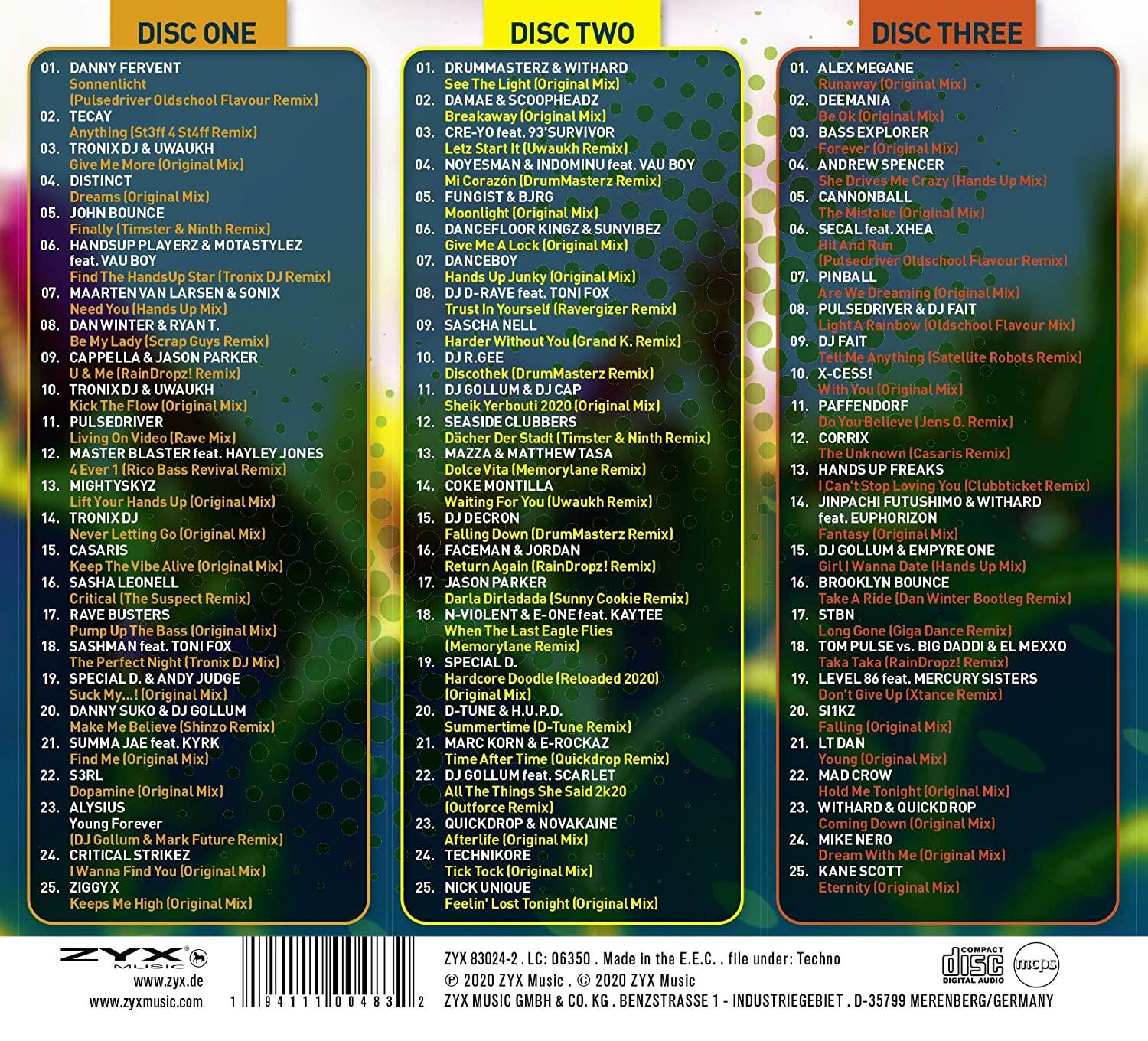 Ein Musikalbumcover mit drei CDs, das verschiedene Songtitel und Künstlernamen in Grün und Weiß auflistet.