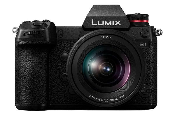 PANASONIC DC-S1KE-K Systemkamera mit Objektiv 20-60 mm, 8 cm Display Touchscreen, WLAN