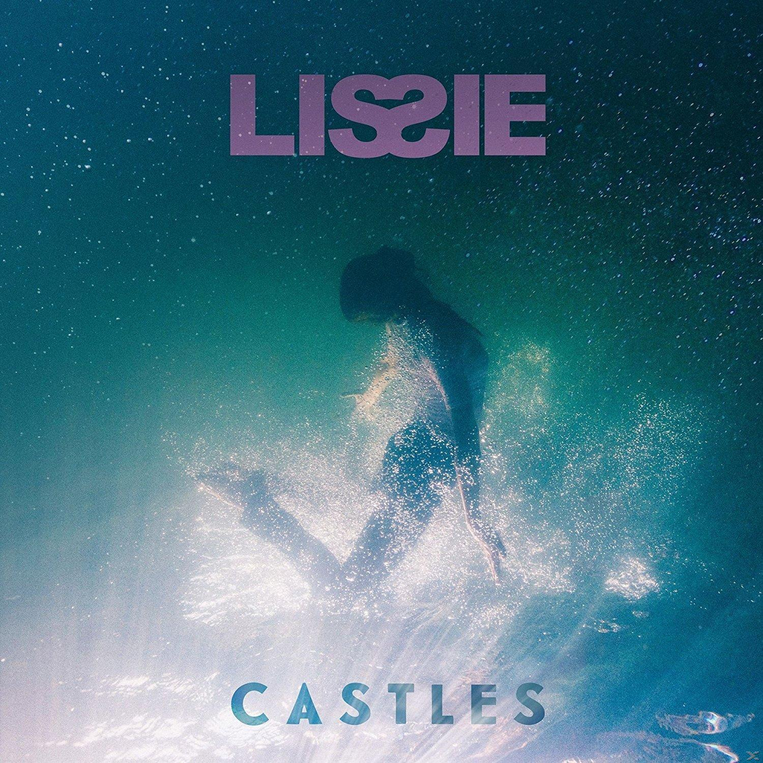 Person unter Wasser, mit dem Wort 'CASTLES' unten.