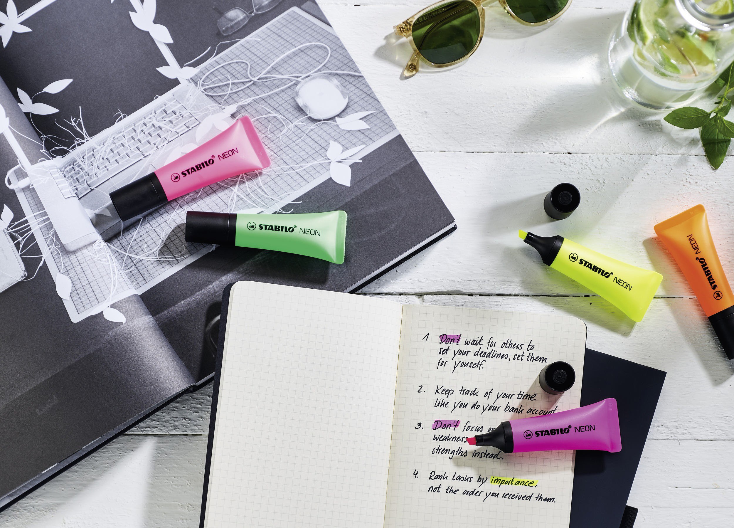 STABILO NEON - 4er Pack Textmarker Mehrfarbig