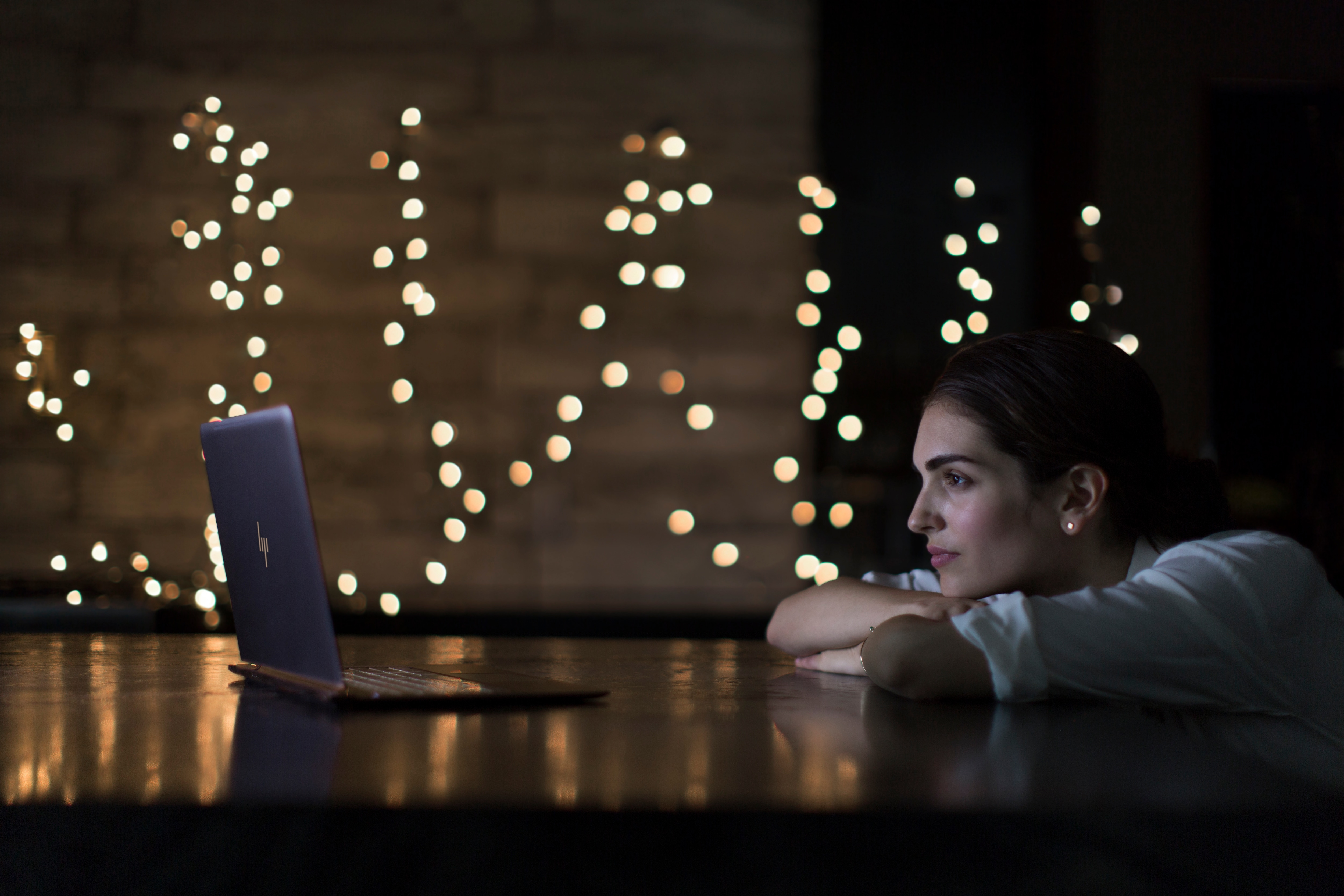 HP Spectre 13-v030ng  - 13,3 Zoll - Intel® Core™ i7 i7-6500U - 8 GB - 512 GB - Intel® HD 520 - Windows 10 Home (64 Bit)