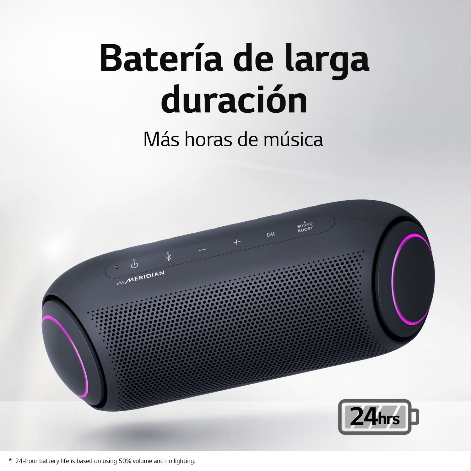 Altavoz portátil negro con detalles rosas y batería de 24 horas.