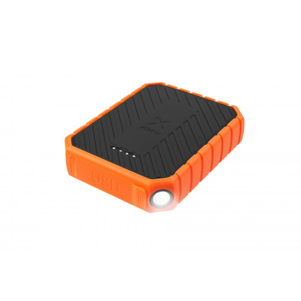 Orange und schwarze USB-Powerbank mit USB-Logo und einem Licht.