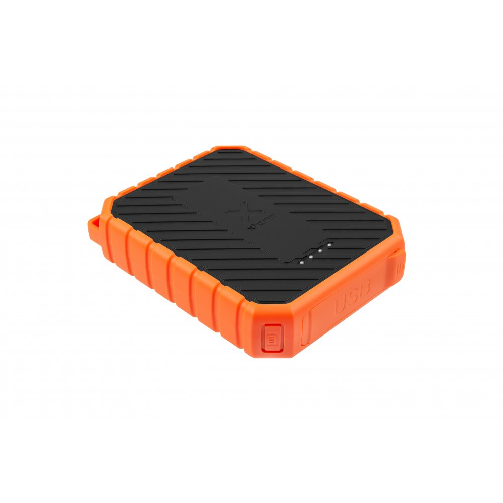 Orange und schwarze Powerbank mit USB-Anschluss und Knöpfen.