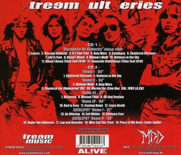 CD-Cover für eine Band mit Bandmitgliedern im Bild.