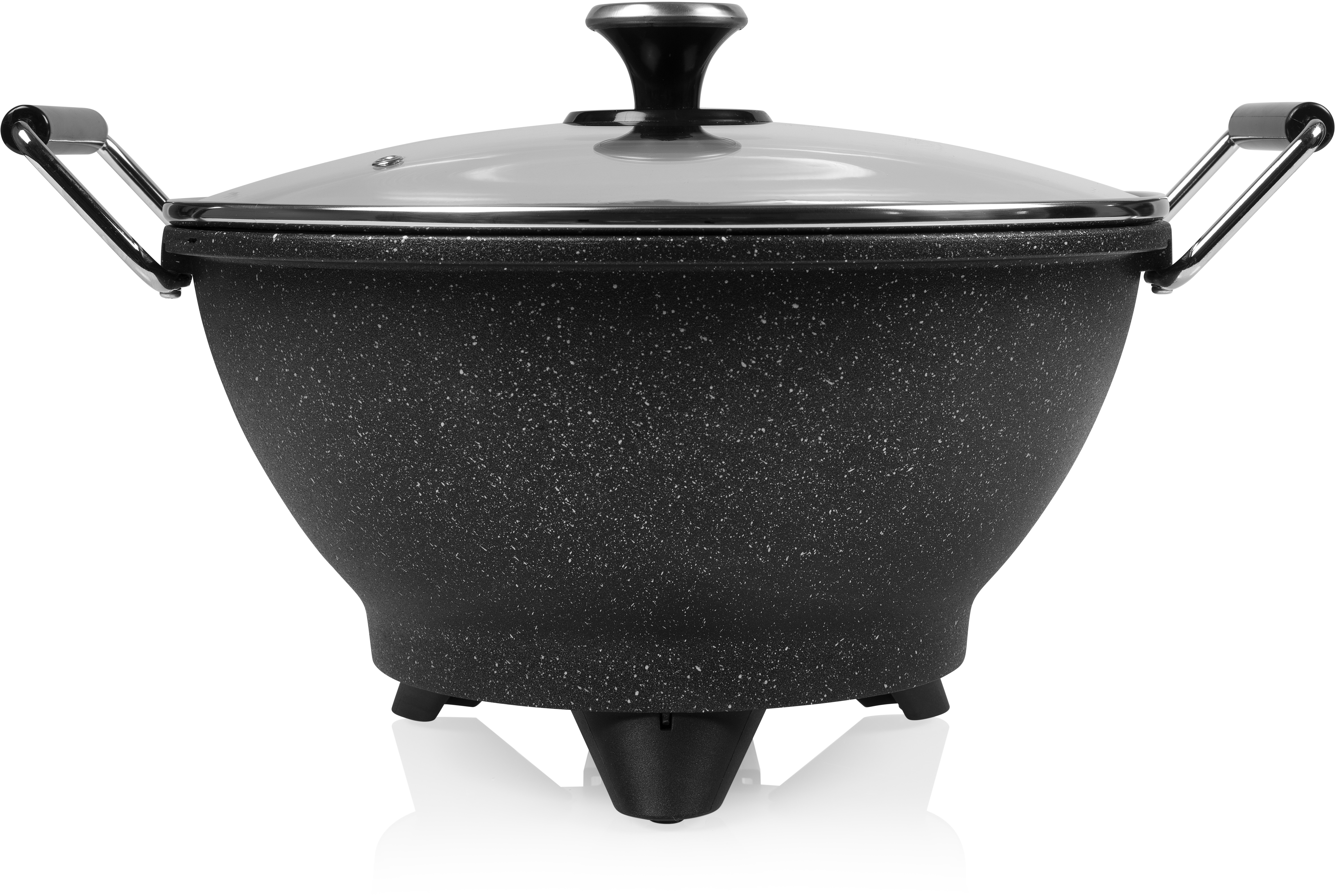 Black electric wok with lid.