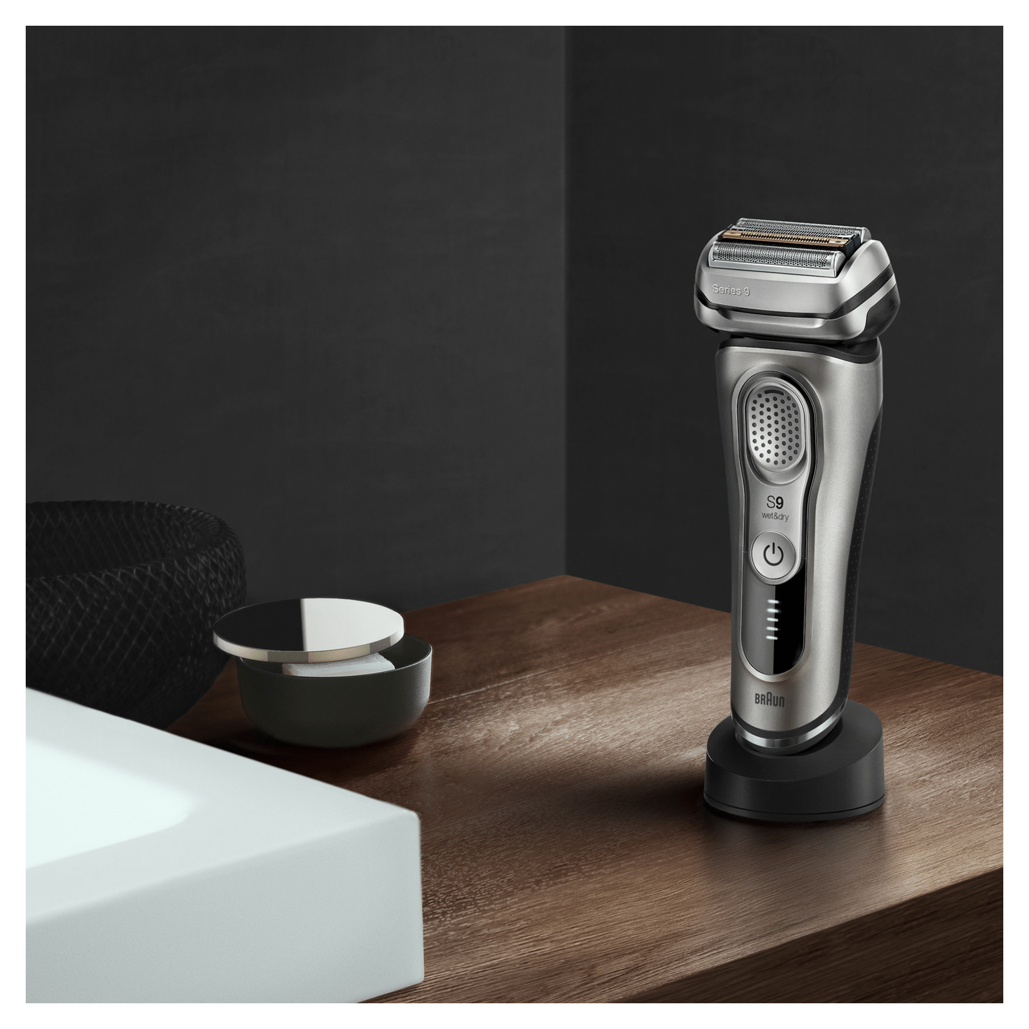 BRAUN Series 9 9325s + Rasierer Grafit  (Active Quattro Head , Reinigungsstation: Nein)