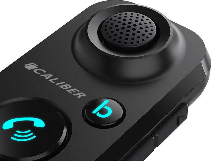 Contrôle de kit de voiture noir avec boutons d'appel et Bluetooth, et haut-parleur.