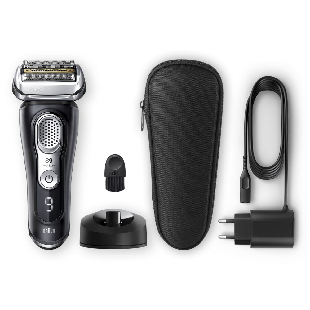 Afeitadora eléctrica Braun Series 9 wet & dry con accesorios, dentro de su estuche de viaje negro.