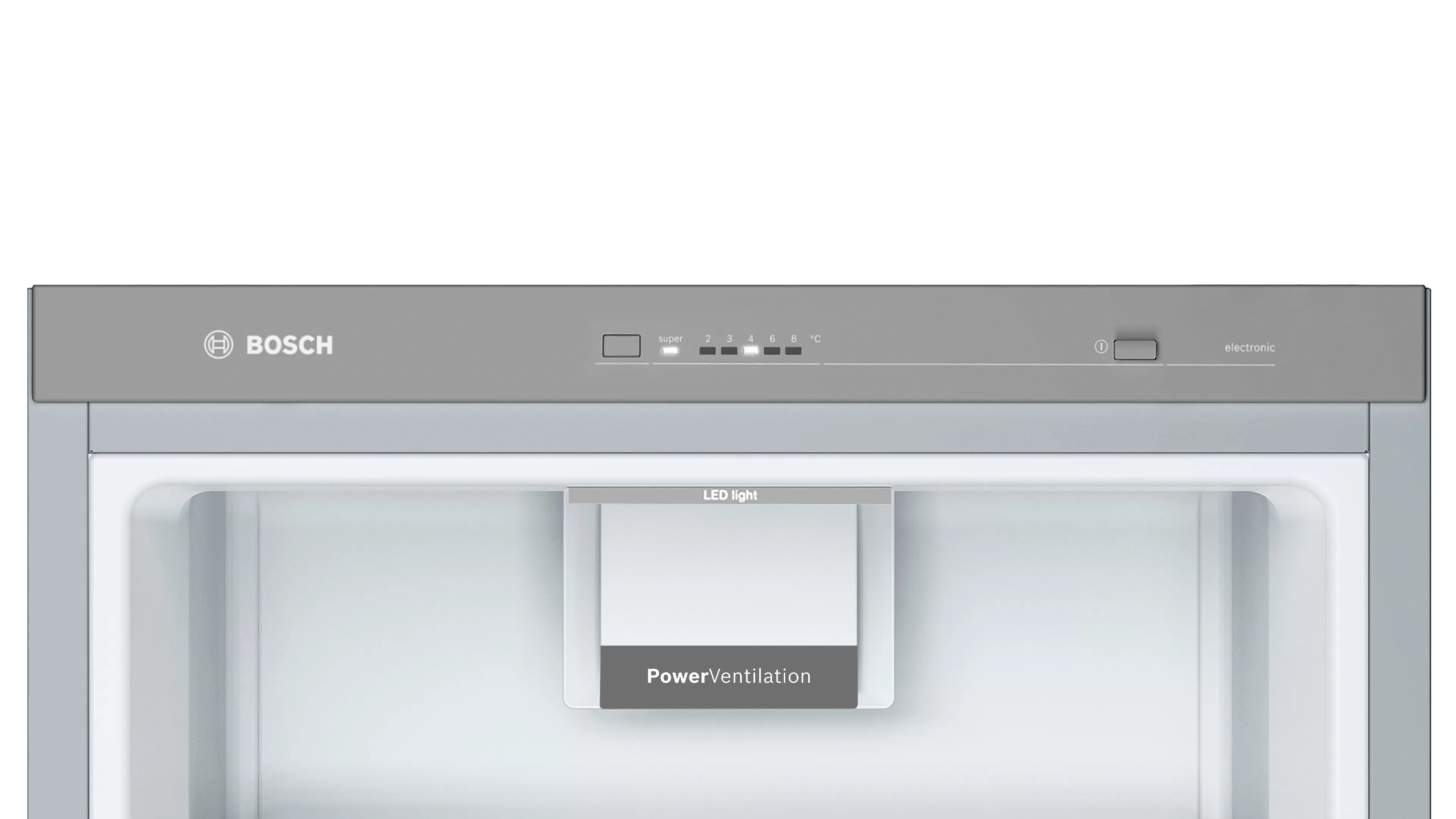 Hűtőszekrény belseje LED-es lámpával és PowerVentilation feliratokkal. A Bosch logója bal felül.