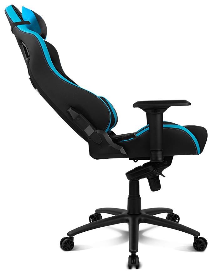 Silla gaming, negro y azul, vista lateral. Ruedas, partes ajustables.