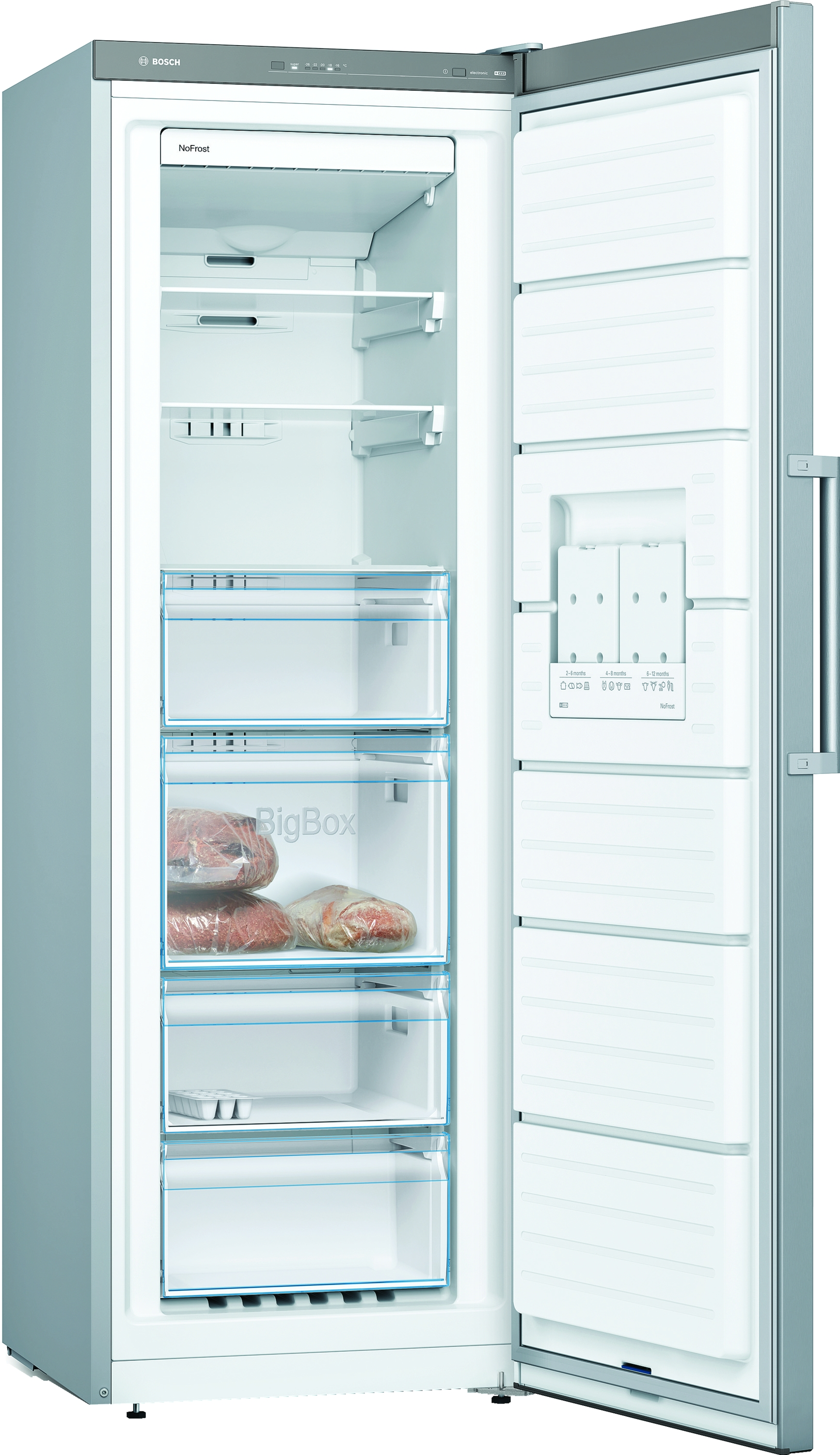 Een Bosch koelkast, open, met planken, lades en diepvriesverpakkingen.