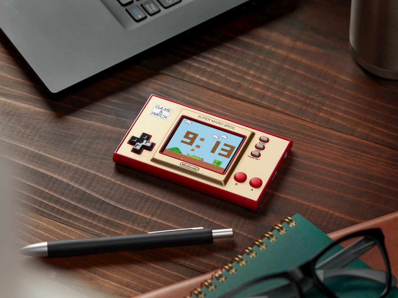 Game & Watch: Super Mario Bros. /D - Spielekonsole - Gold/Rot/Schwarz