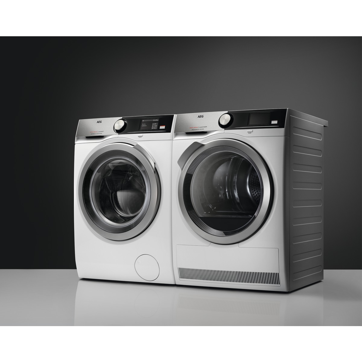 AEG L9FE96695 Serie 9000 Waschmaschine (9,0 kg, 1551 U/Min., A)