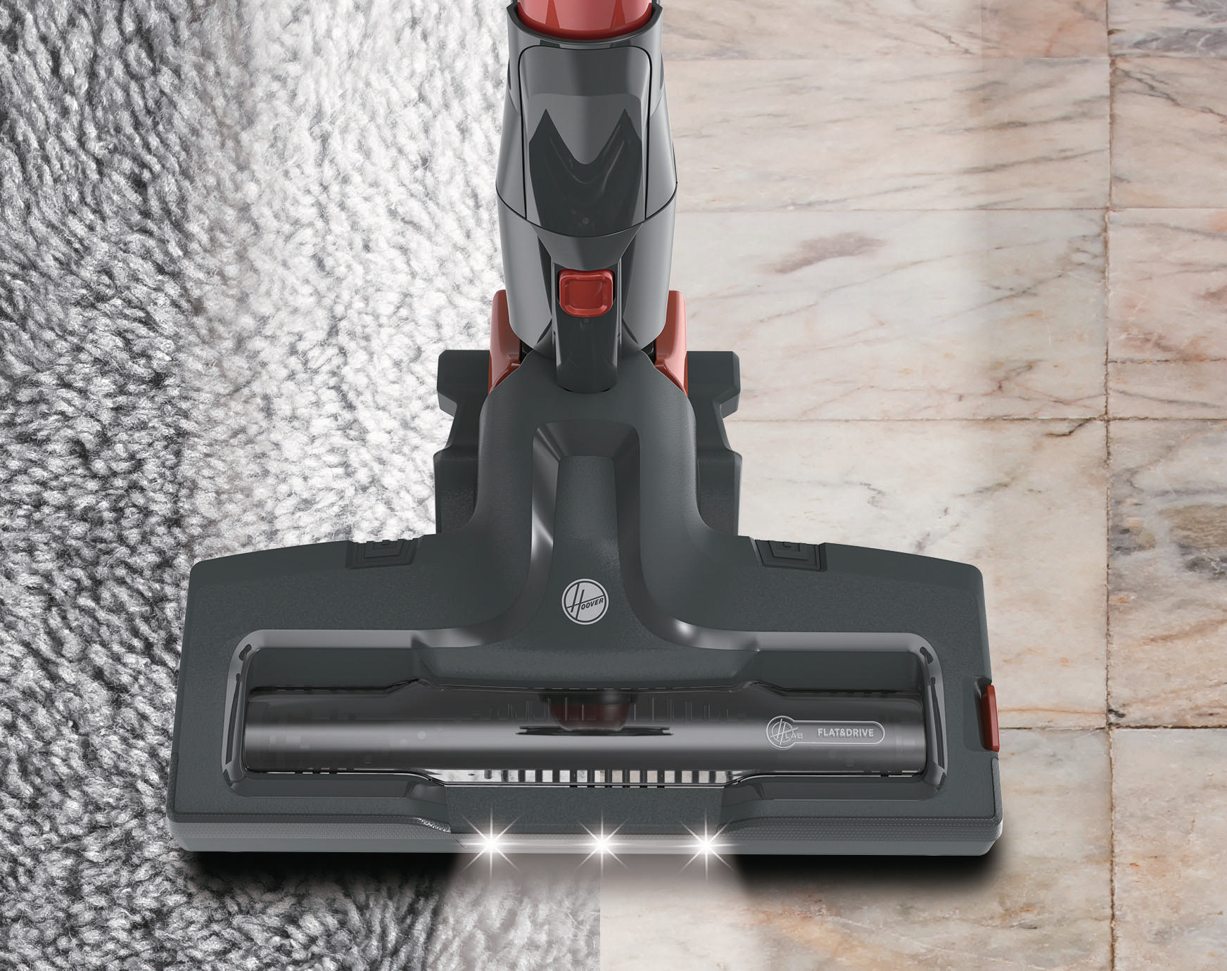 Ein H-Free 300 Staubsauger wird aus mehreren Blickwinkeln gezeigt, rot und grau.
