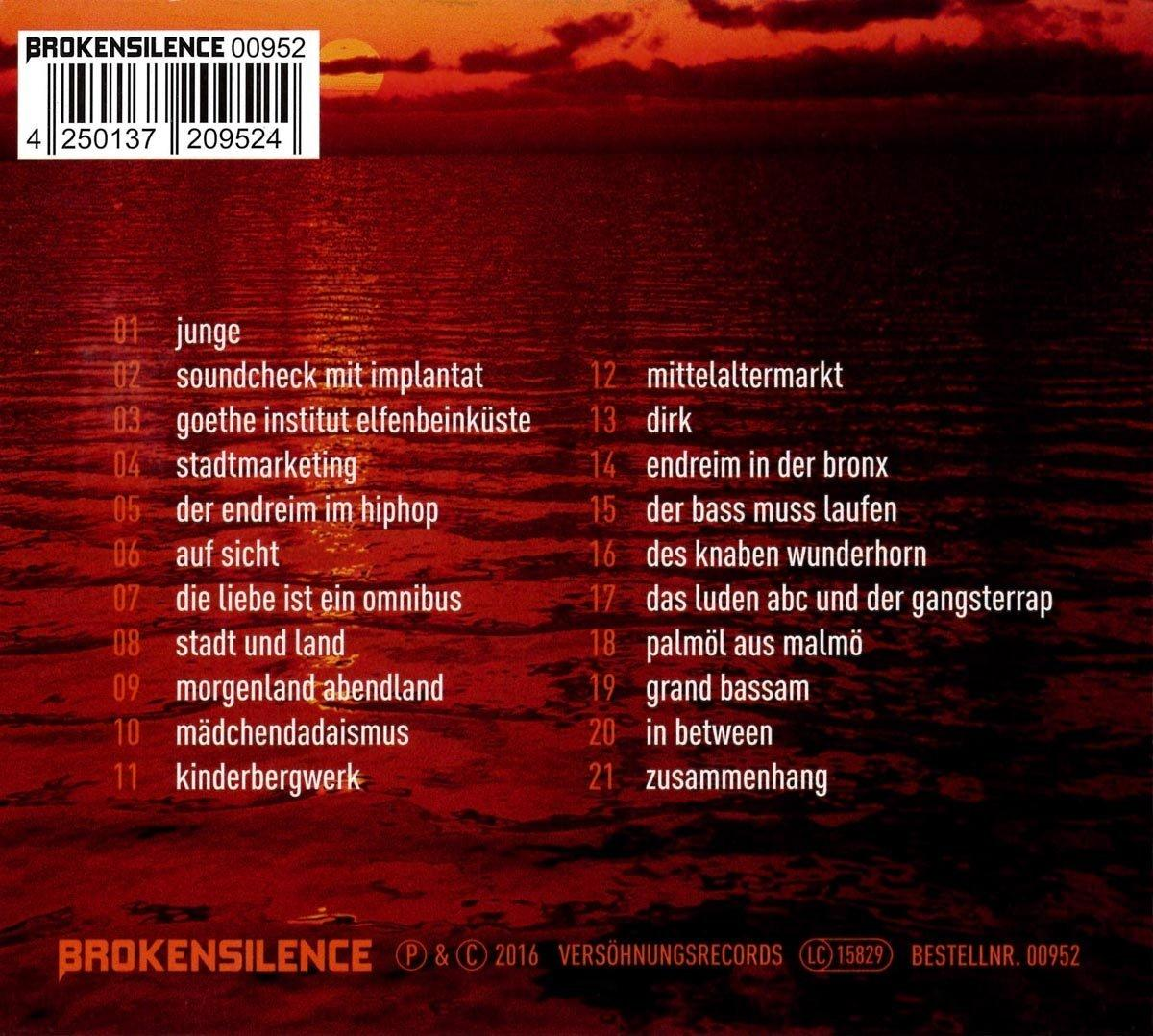 Rückseite einer CD mit Trackliste und rotem Sonnenuntergangshintergrund.