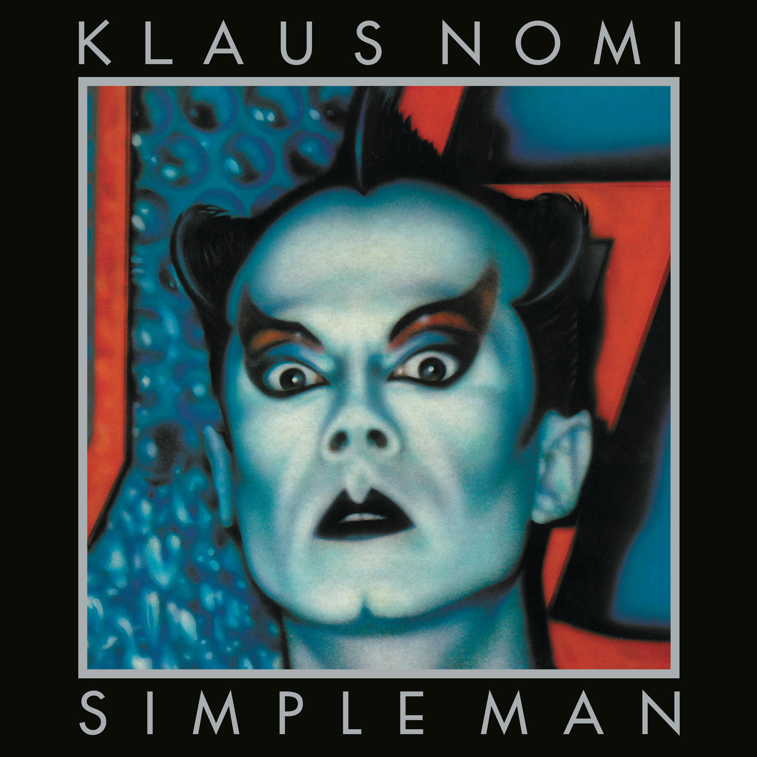 Albumcover mit Klaus Nomi mit blauer Gesichtsbemalung. Schwarzer Hintergrund und Text.