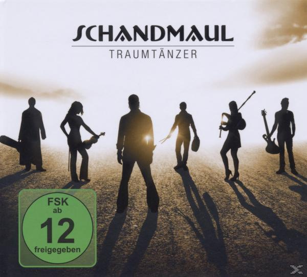 Schandmaul Trautantz Albumcover. Bandmitglieder vor einem Sonnenuntergang.