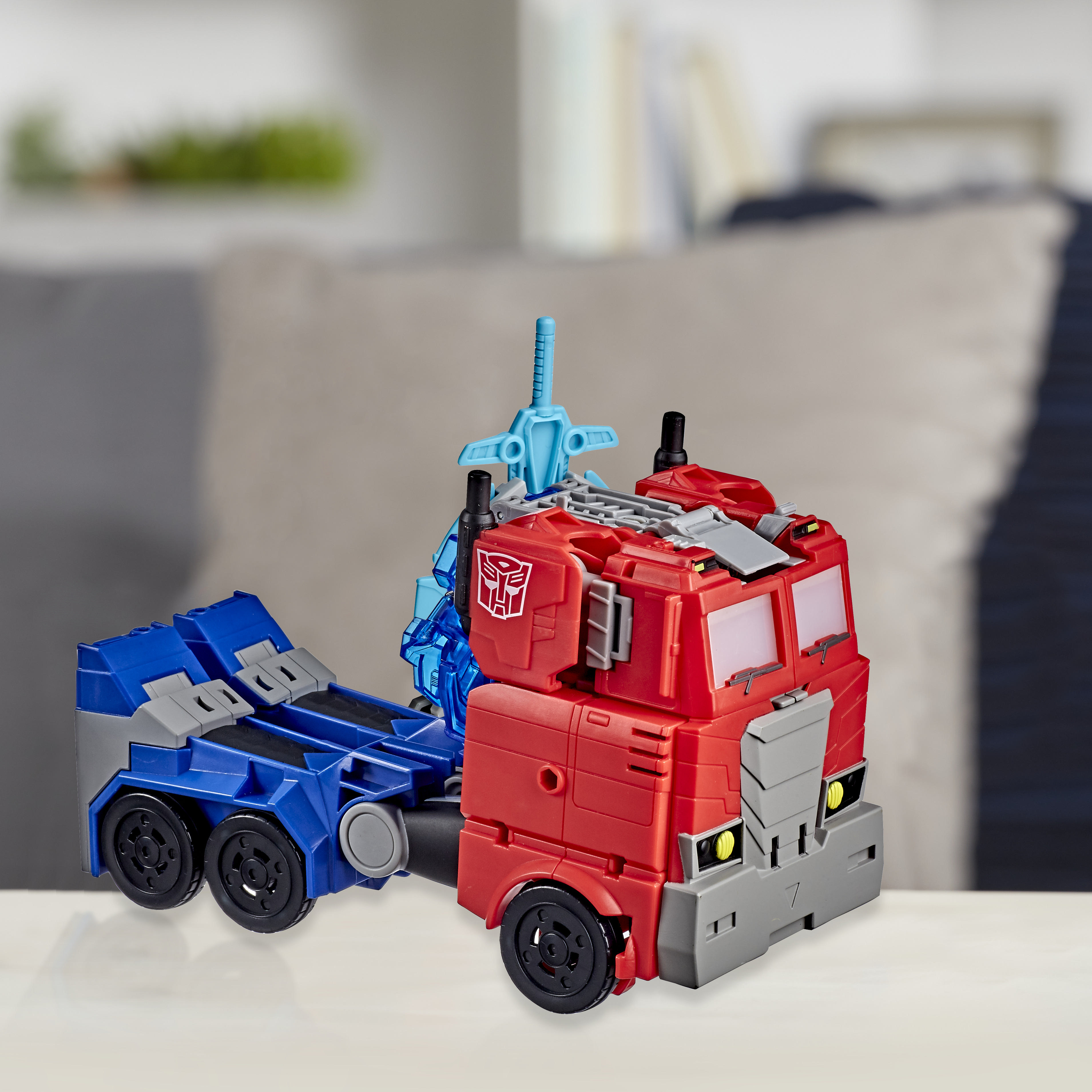 HASBRO Transformers Bumblebee Cyberverse Adventures Officer-Klasse Optimus Prime Actionfigur Blau/Rot