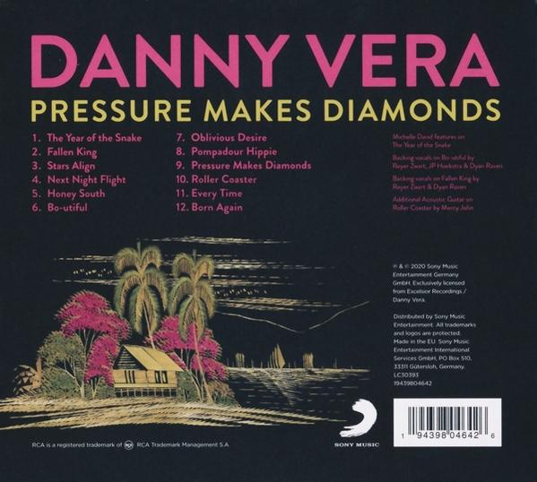 Rückseite einer Danny Vera CD, Pressure Makes Diamonds, mit einer tropischen Szene.