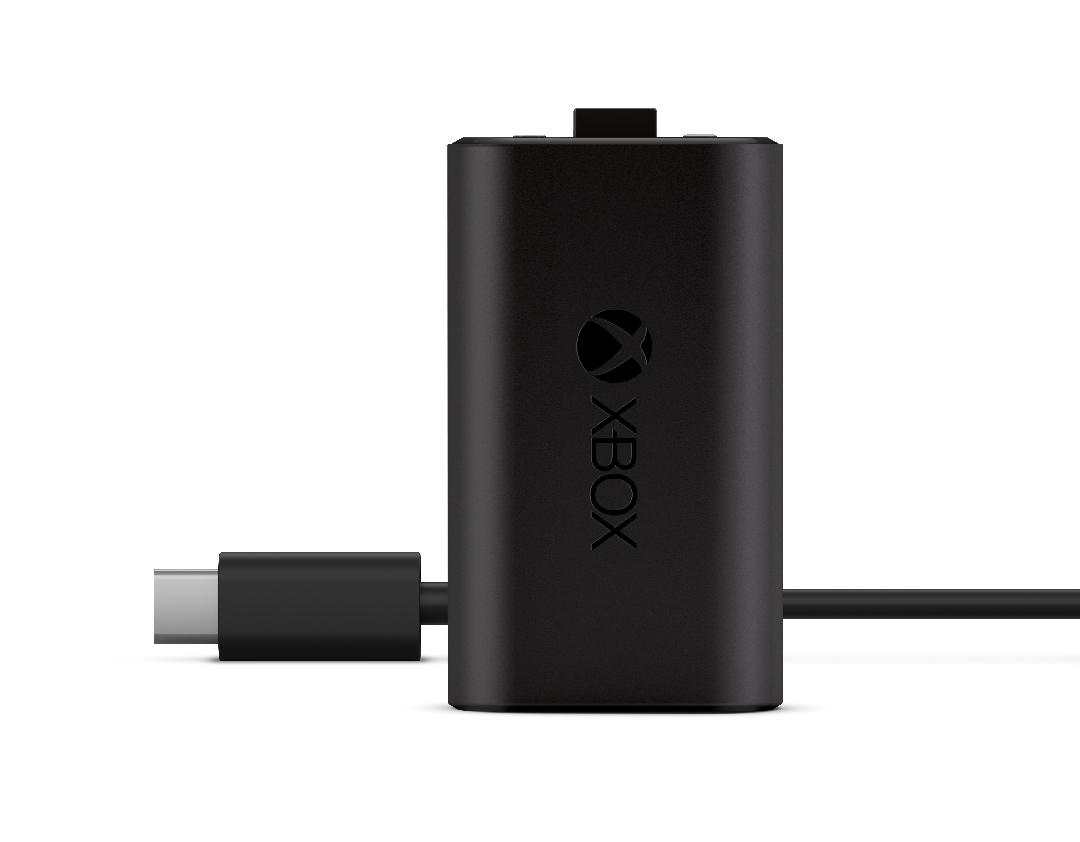 Schwarzes Xbox Akku-Pack mit einem USB-C-Kabel.
