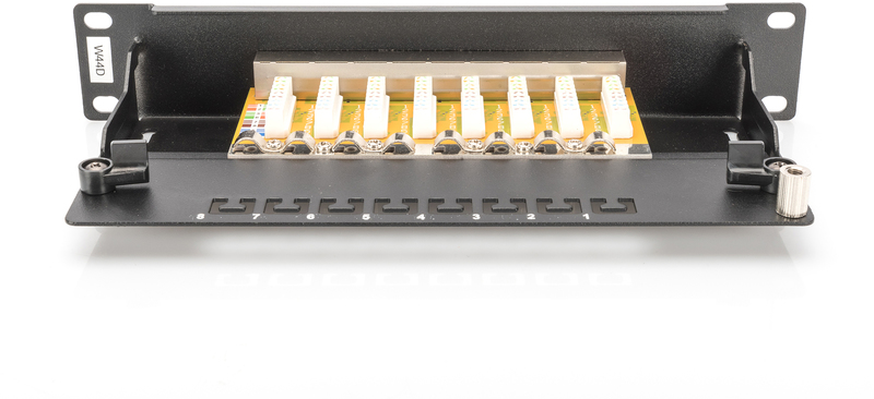 Ein Netzwerk-Patchpanel mit acht Anschlüssen und nummerierten Aussparungen.