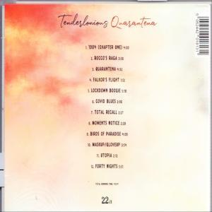 CD-Cover mit einer Liste von Songs. Das Cover hat einen rosa-orangenen Hintergrund.