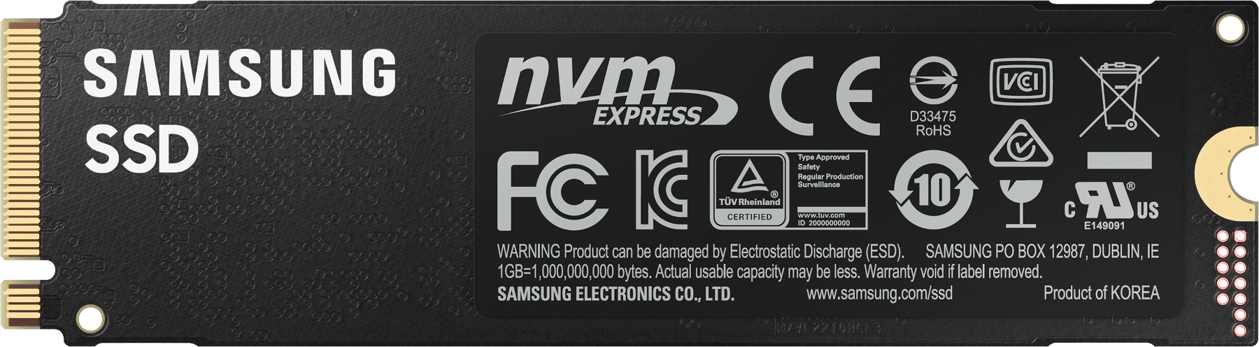 Samsung SSD-Etikett. Schwarzer Hintergrund mit weißem Text und verschiedenen Zertifizierungslogos.