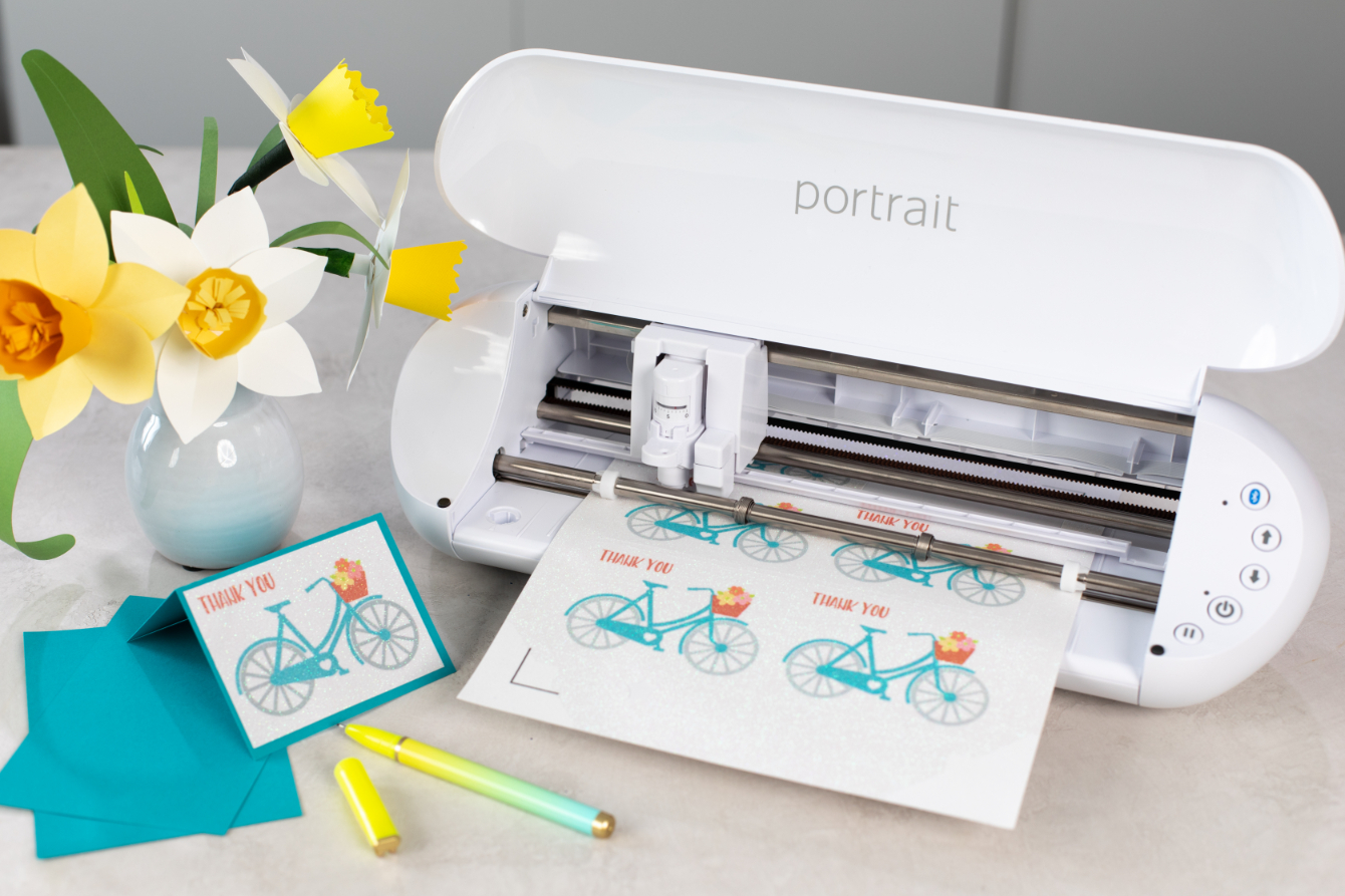 SILHOUETTE Portrait 3 Plotter