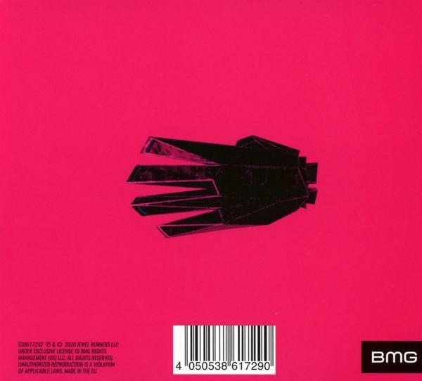 Roze cd-hoes met zwart abstract ontwerp en barcode onderaan.