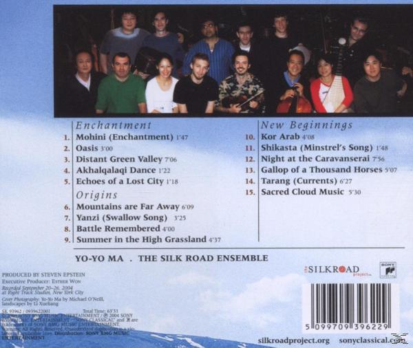 Rückseite einer CD-Hülle. Text auf Englisch. Gruppenfoto von Musikern. Yo-Yo Ma.