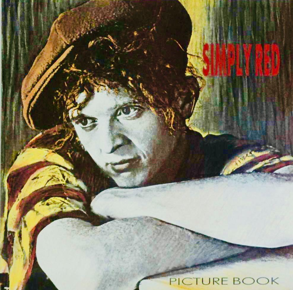 Albumcover von Simply Red, ein Mann mit lockigem Haar, der einen Hut und ein gestreiftes Hemd trägt und leicht nach rechts blickt.