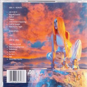 CD-Cover mit einer Frau mit orangefarbenem Haar und Titelliste der Songs.