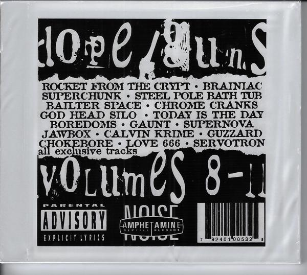 Albumcover mit weißem Hintergrund und schwarzem Text mit Bandnamen und Albumdetails.