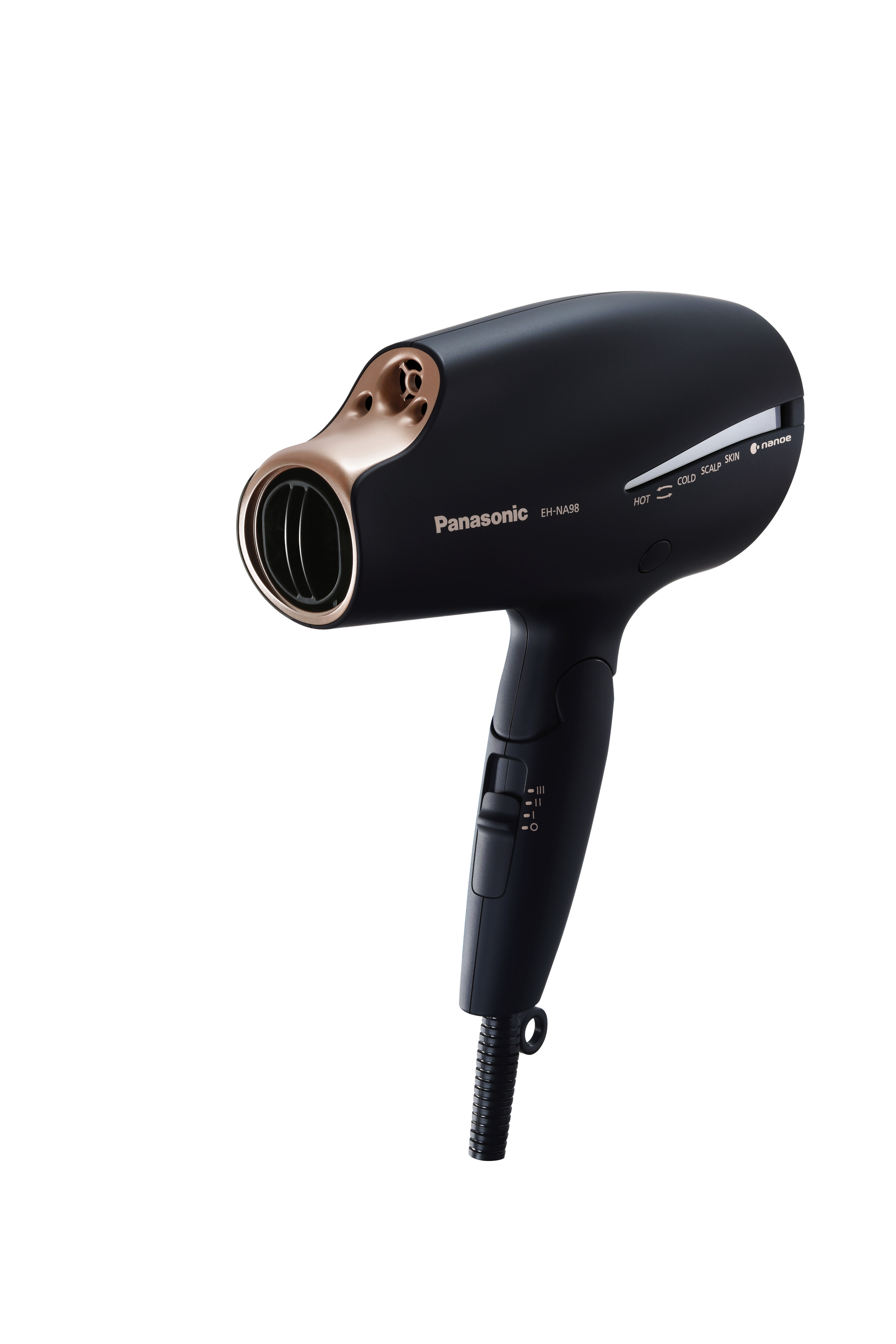 Ein schwarzer Panasonic-Haartrockner mit goldenen Akzenten. Er befindet sich auf weißem Hintergrund.
