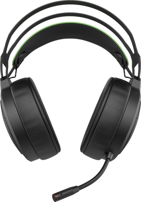 Schwarzes Gaming-Headset mit grünen Akzenten. Das Mikrofon ist nach unten gerichtet.