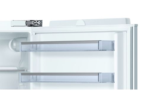 BOSCH KUR15AFF0 Serie 6 Kühlschrank (F, 820 mm hoch, k.A.) $[ hoch]$ |  MediaMarkt