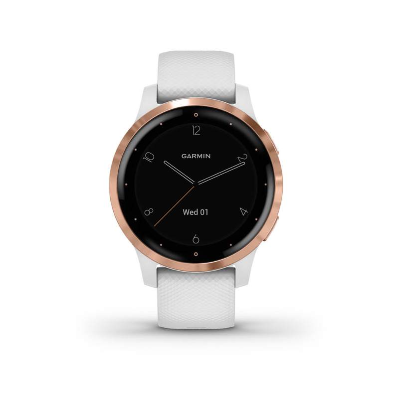 Egy Garmin okosóra fehér szíjjal és rózsaarany lünettával. A számlap fekete, fehér számokkal és mutatókkal.