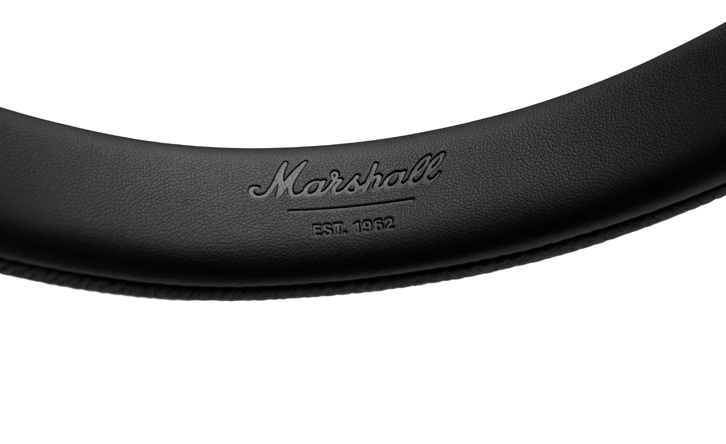 Kopfhörerbügel mit Marshall-Logo.