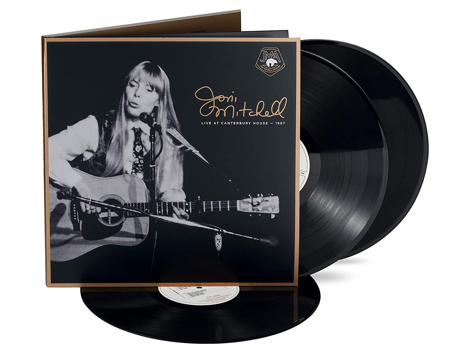 Joni Mitchell Live at Canterbury House 1967 album borítója, bakelit lemezekkel. Mitchell gitározik és énekel.