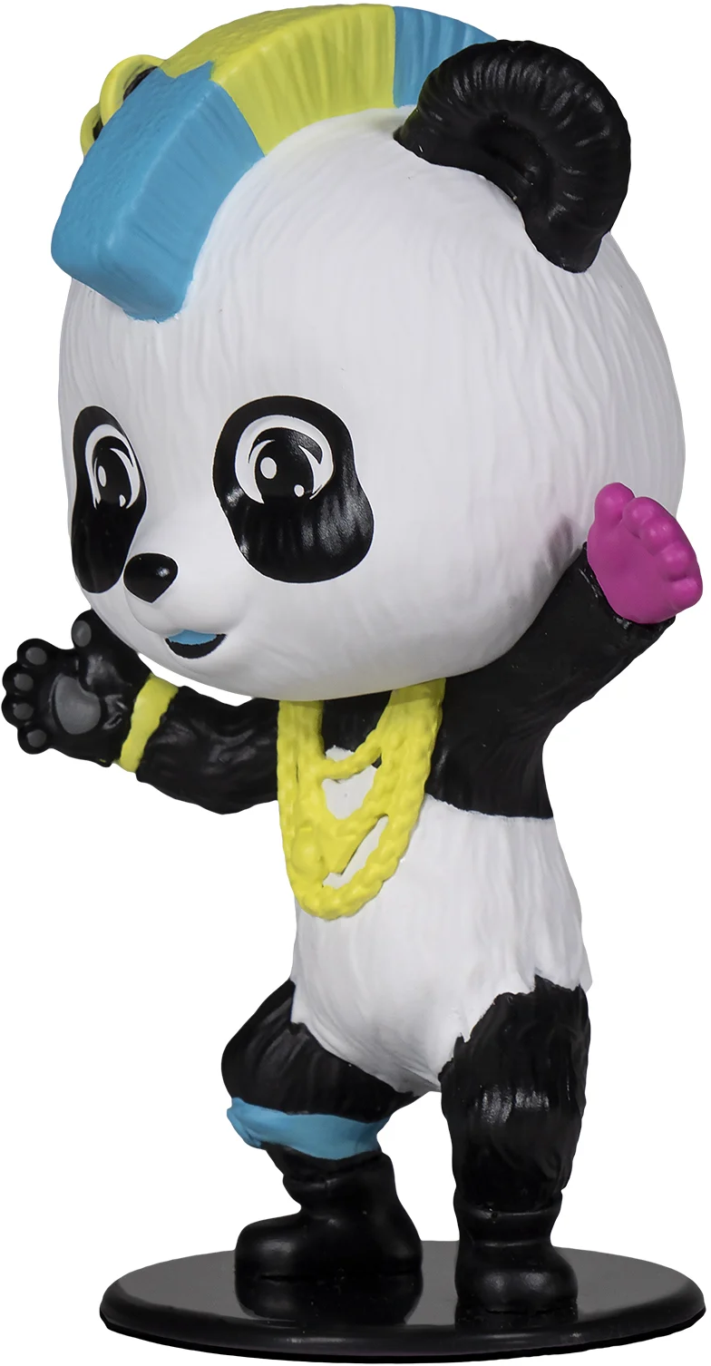 Panda-Figur mit blauem und gelbem Irokesenschnitt und gelber Kette.