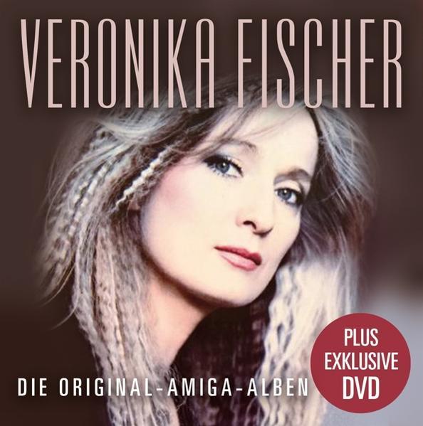 Veronika Fischer Albumcover. Frau schaut den Betrachter an. Blondes Haar. Roter Text auf dem Cover. DVD.