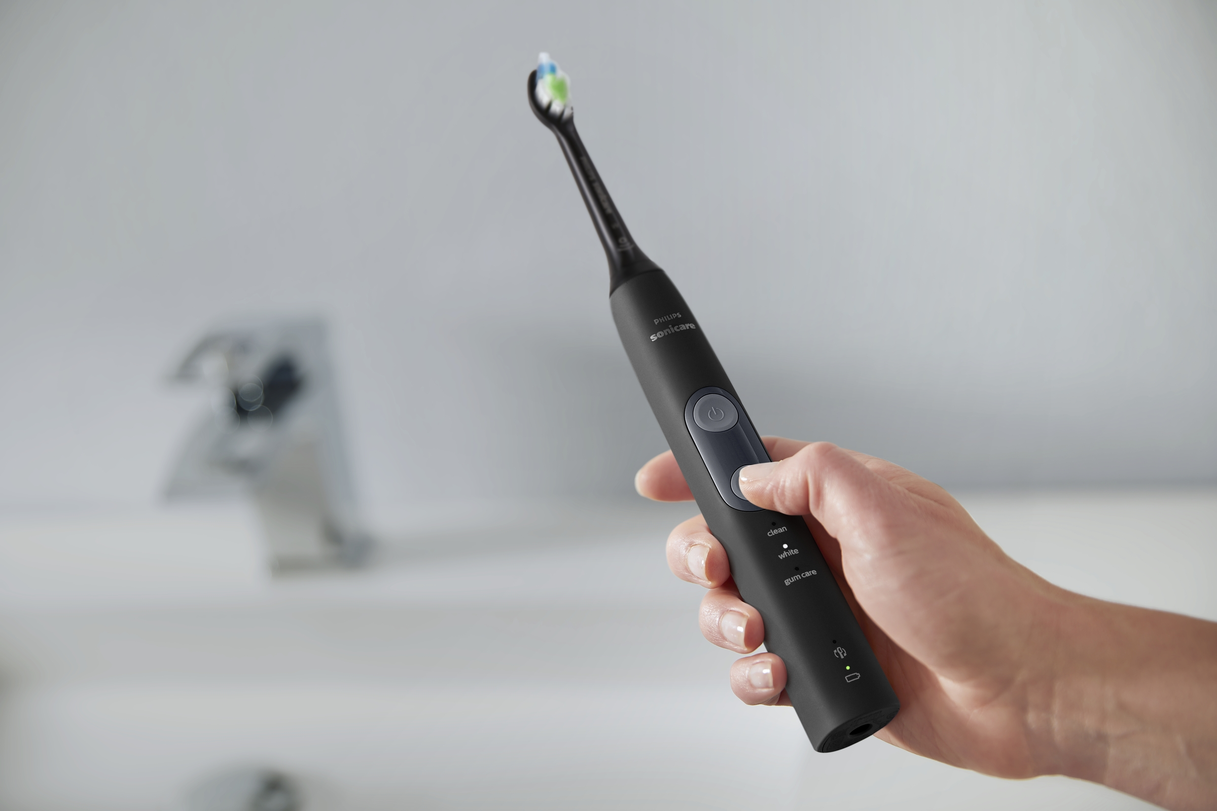 PHILIPS Sonicare HX6850/57 ProtectiveClean Zahnbürste 5100 Schwarz/Grau Elektrische