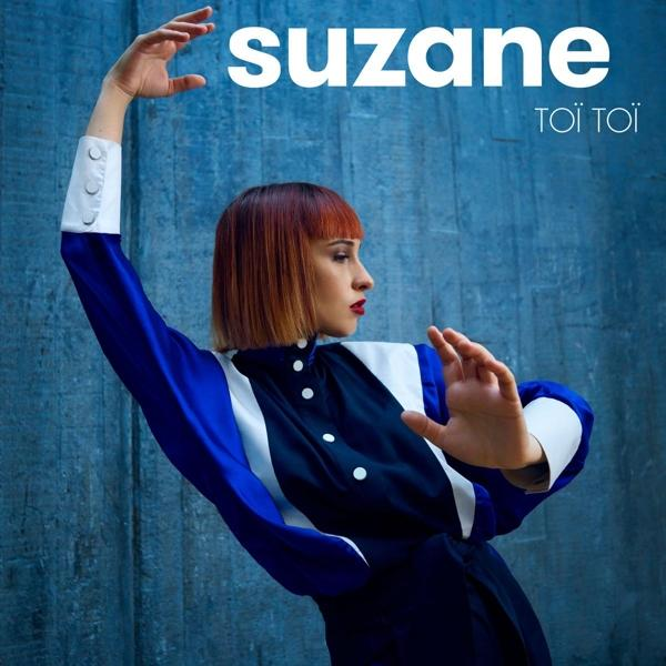 Albumhoes: Vrouw in blauw en wit, dansend, armen omhoog, tekst 'SUZANE'.