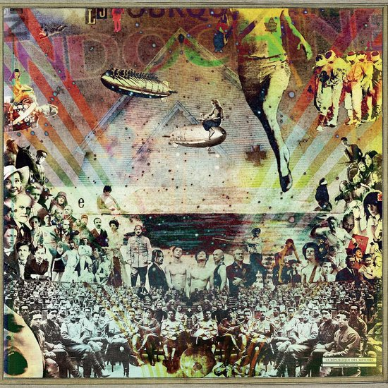 Een collage van afbeeldingen met mensen, een zeppelin en surrealistische elementen, in een vierkant kader.