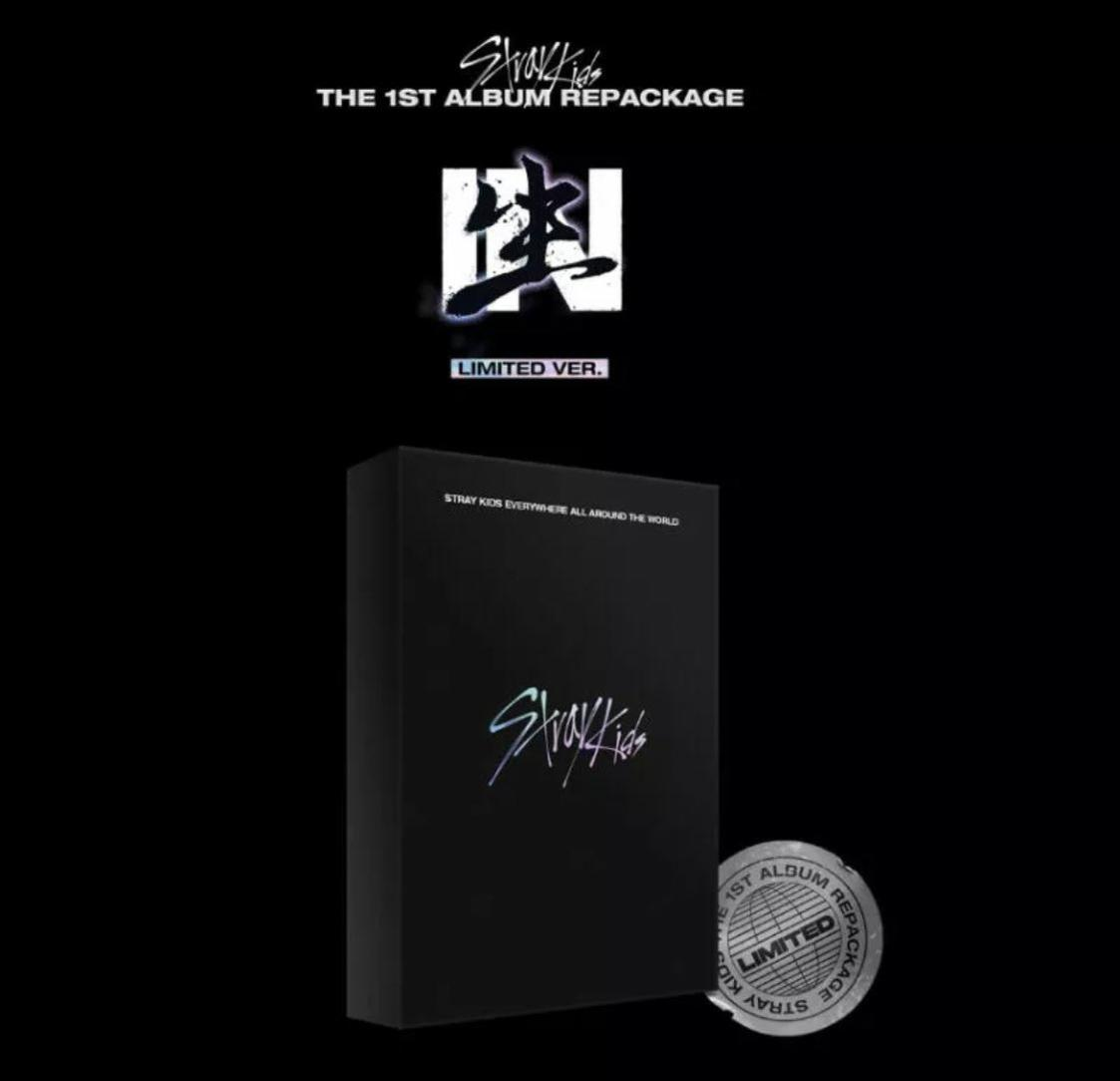 Album borító fekete háttérrel és logóval, a szöveg a következő: 'THE 1ST ALBUM REPACKAGE' és 'LIMITED VER.'