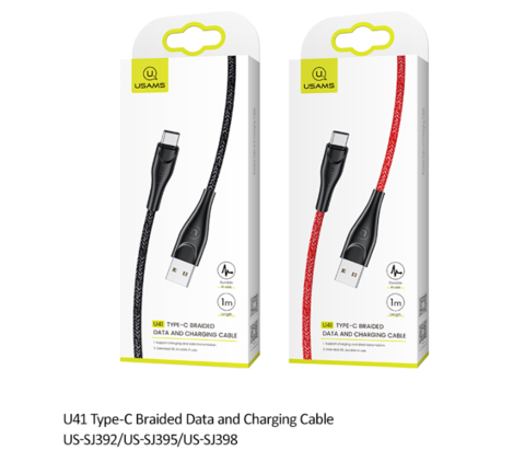 Két doboz USB-C fonott adat- és töltőkábel. Egy piros, egy fekete. A kábelek láthatók.