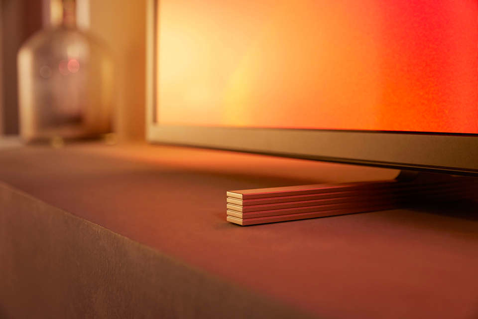 PHILIPS 55PUS7805/12 LED TV (Flat, 55 Zoll / 139 cm, UHD 4K, SMART TV, Ambilight, Saphi Smart TV)