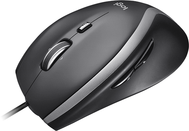 Mouse Logitech nero con accento argentato e rotella di scorrimento. Ha un cavo nero.