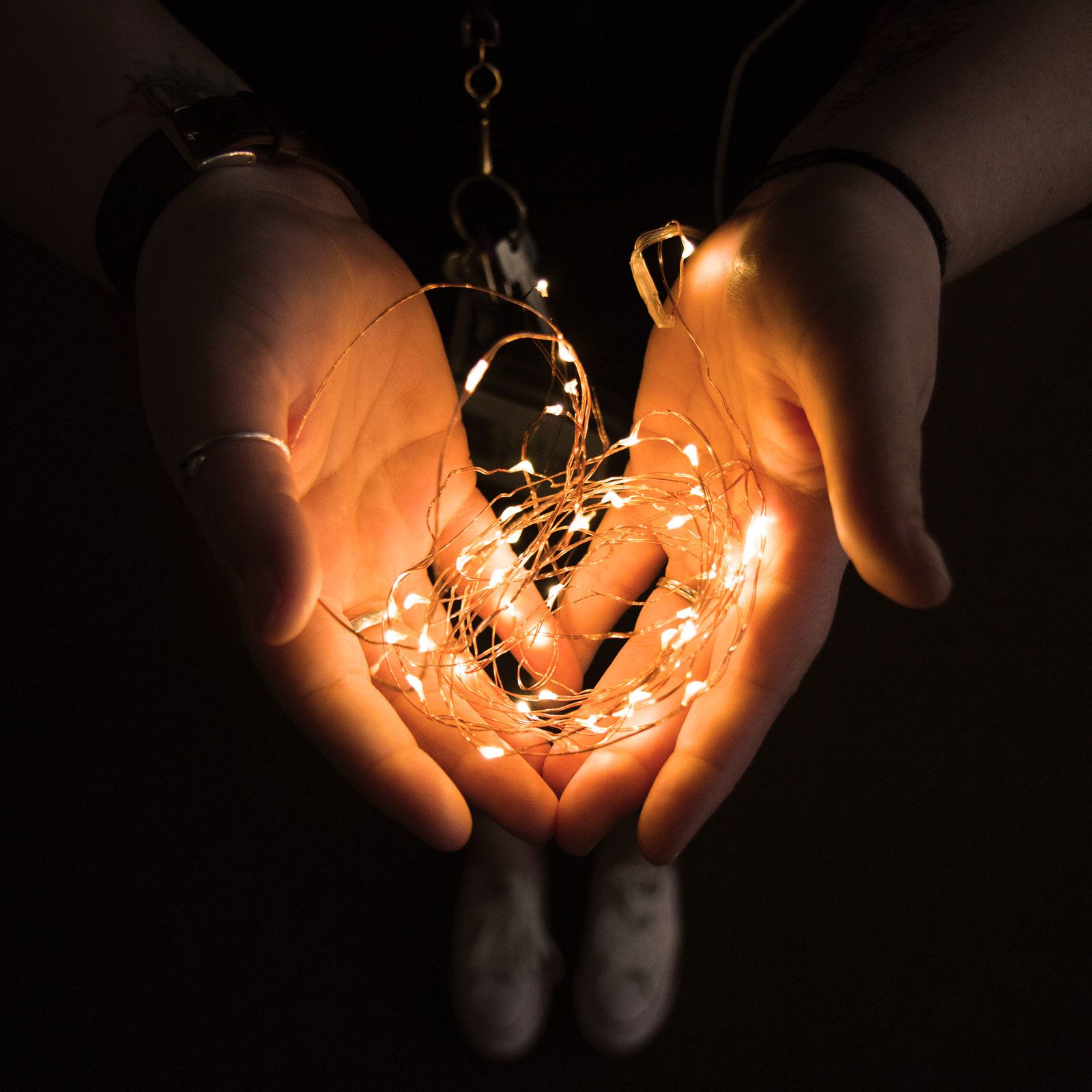 FAMILY DECOR 58043B LED fényfüzér - 10 melegfehér 100 cm 2 x AA elem